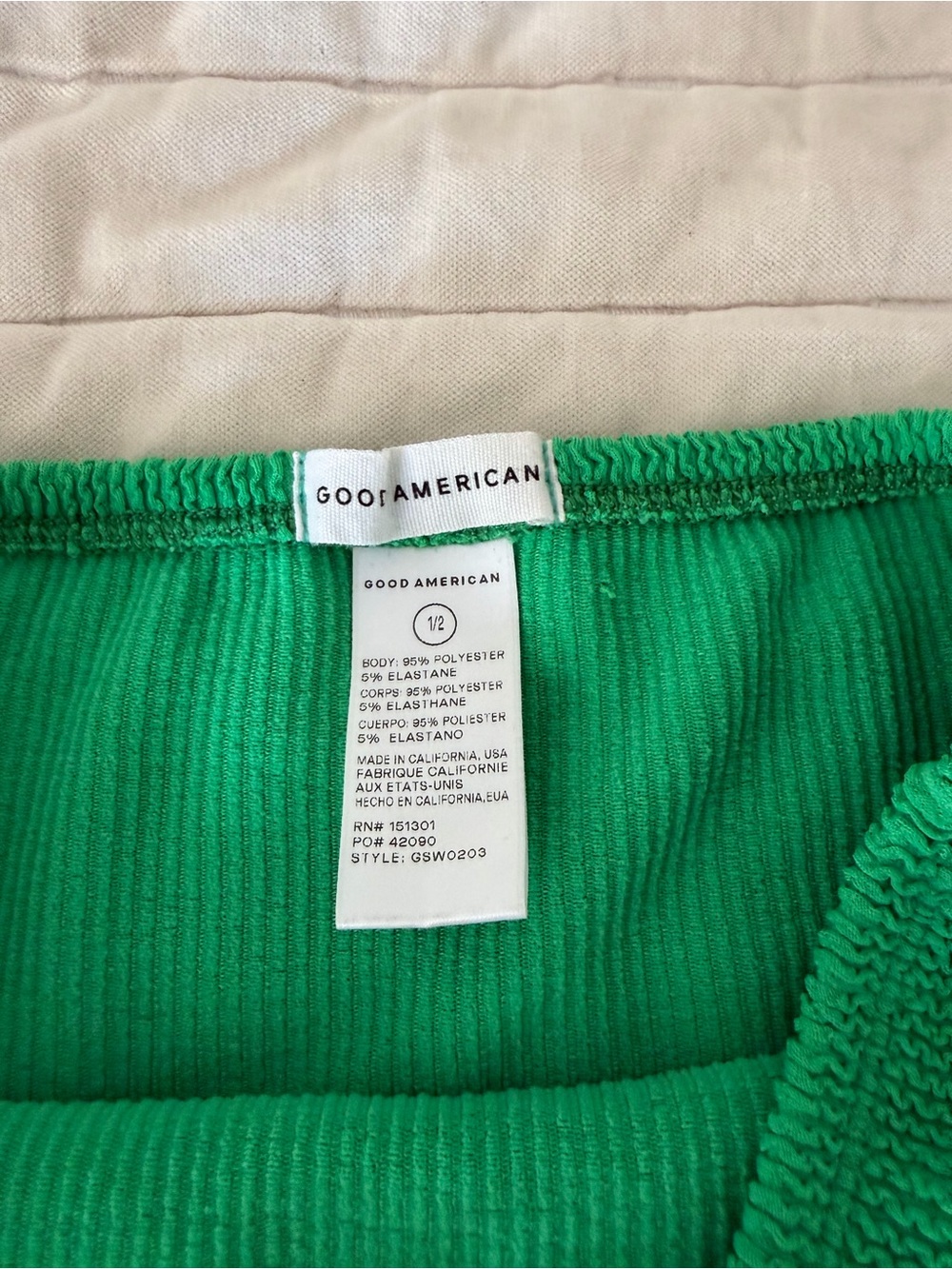 Good American stretchy swim skirt - Picture 4 of 4